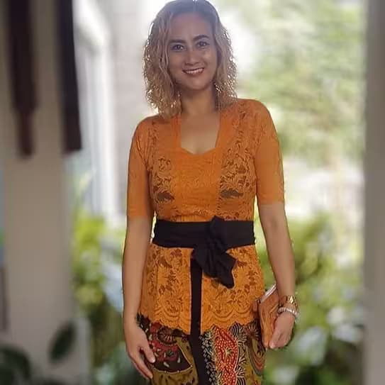 La Belle Construction Bali - Belle, CEO & Founder, M.B.A